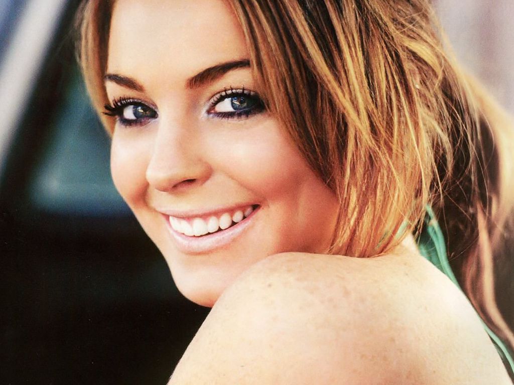 Beautiful Lindsay Lohan Wallpaper HD Widescreen For Your PC Computer