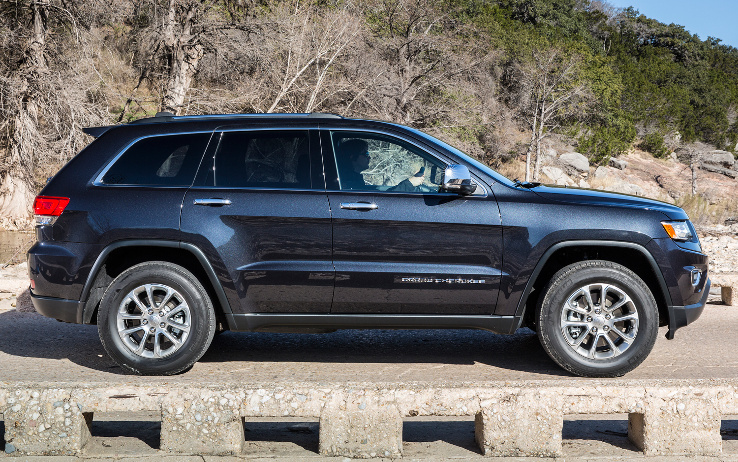 2014 Jeep Grand Cherokee Diesel Side View Photo Picture HD Wallpaper
