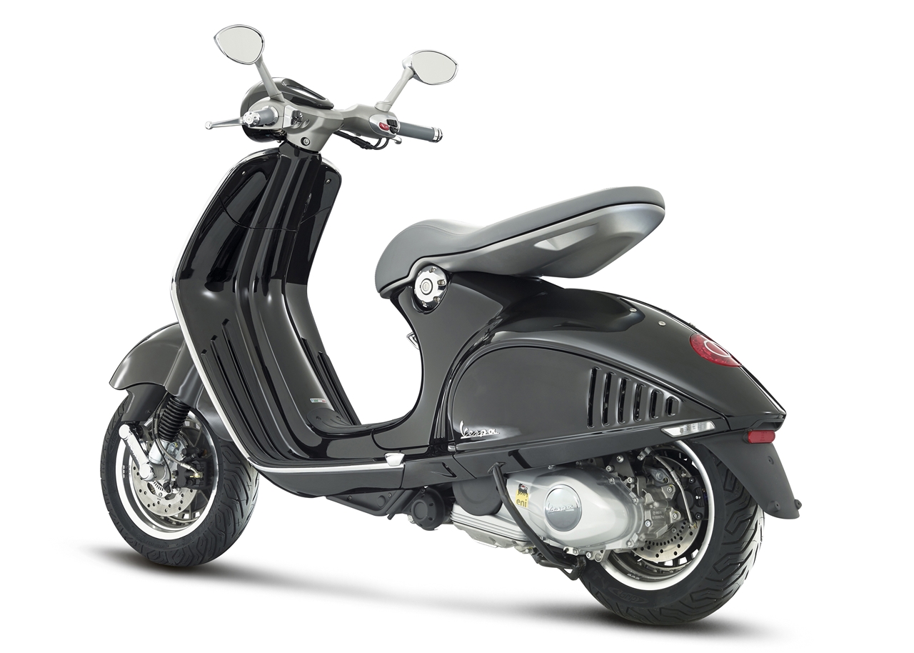 Vespa 946 Italy Motorcycle Automotive HD Wallpaper Image