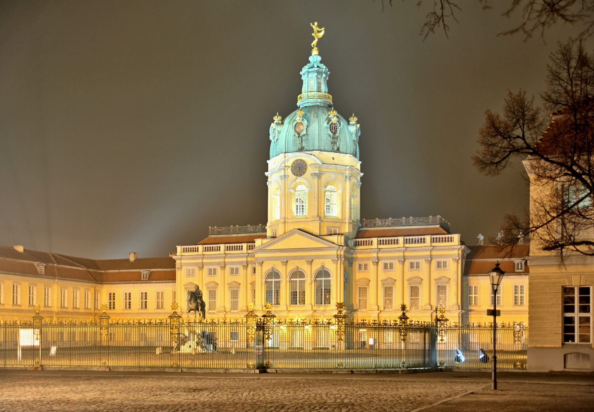 Berlins Charlottenburg Palace HD Wallpaper