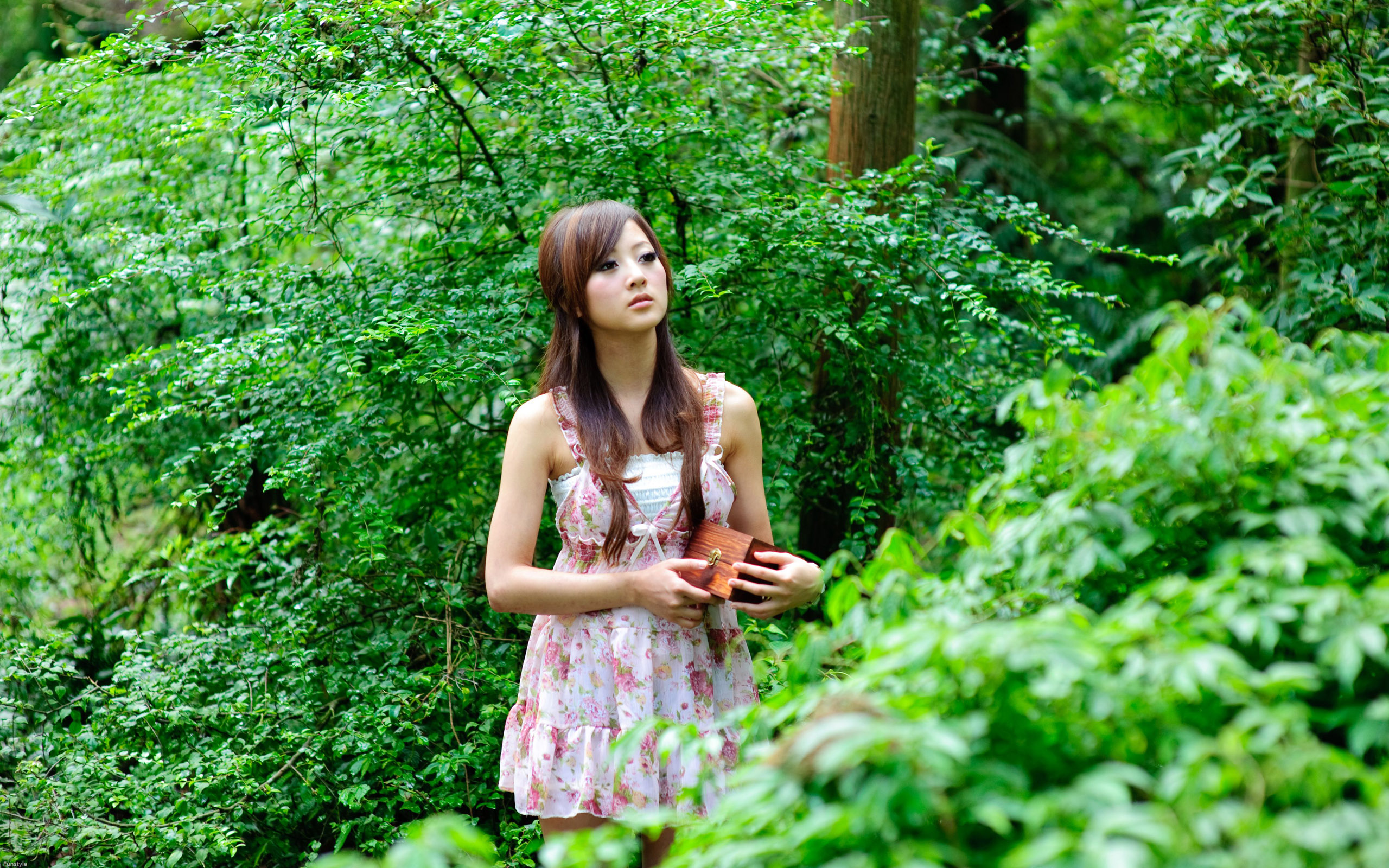 Attractive Introspective Woman in Forest HD Wallpaper