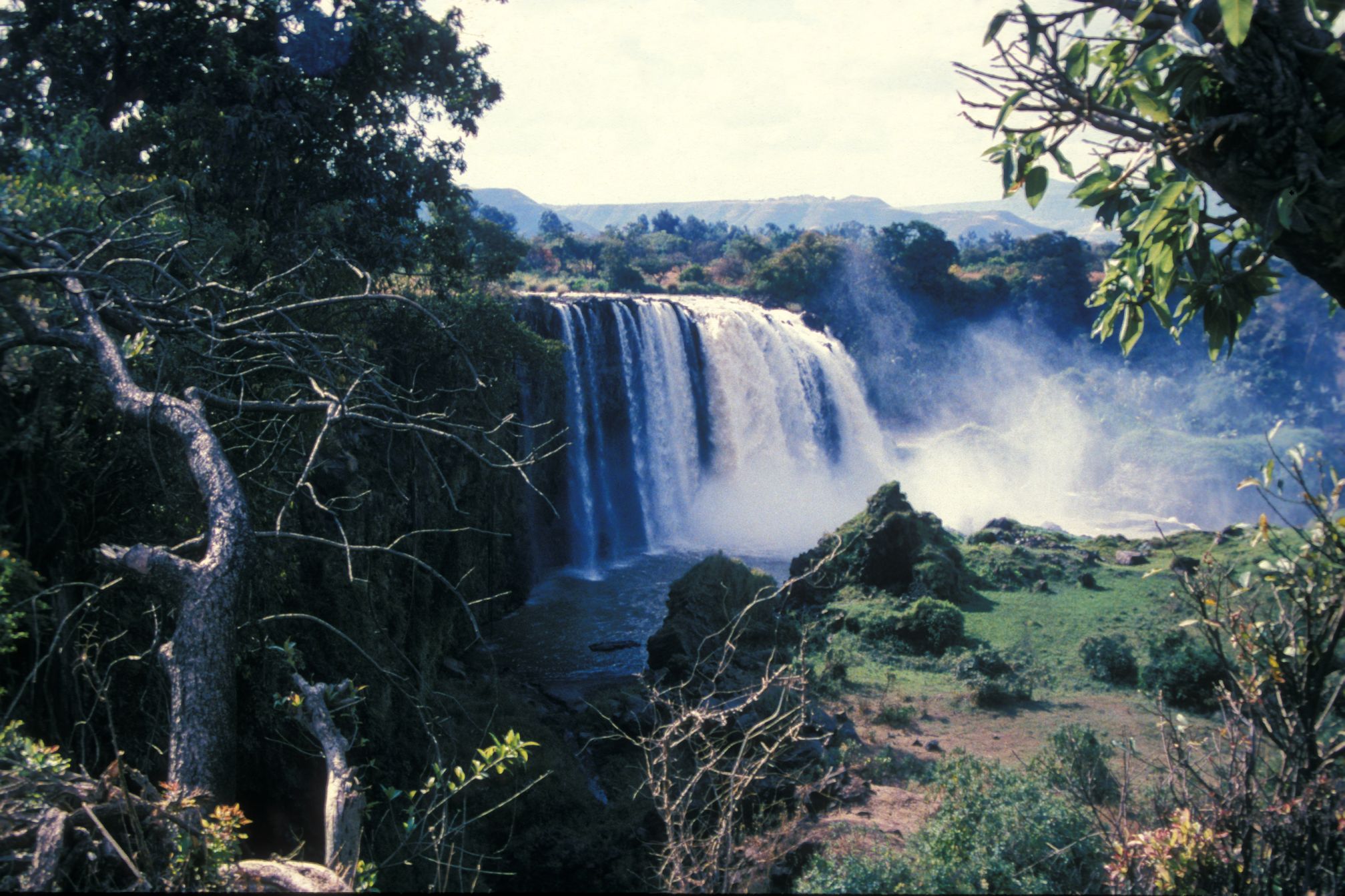 Blue Nile Falls HD Wallpaper